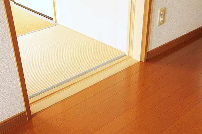 ドアを引き戸へ改修
